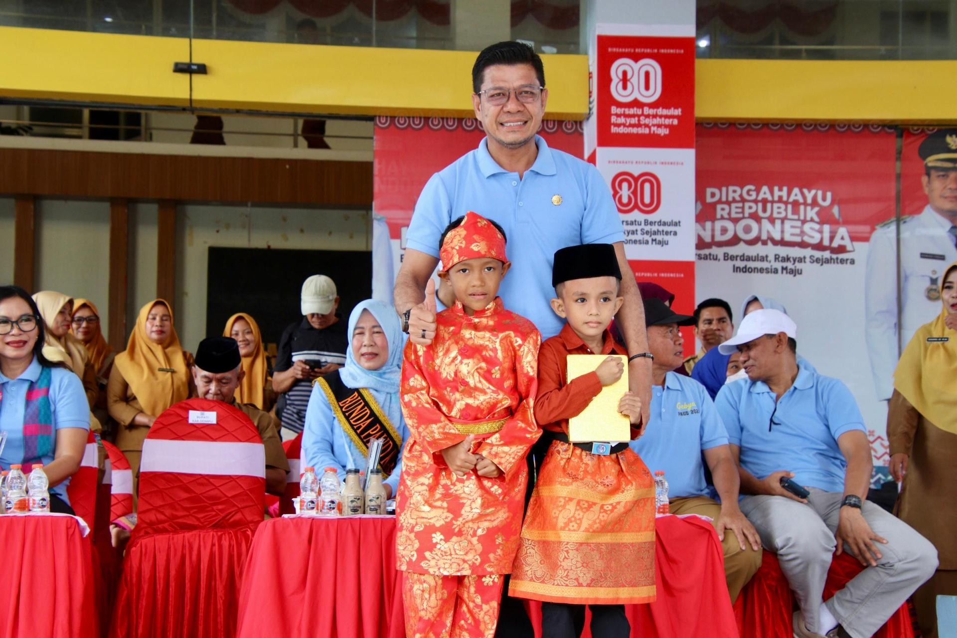 Foto bupati hut PAUD