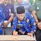 Bupati Bambang Firdaus Resmikan Kantor Camat Woja